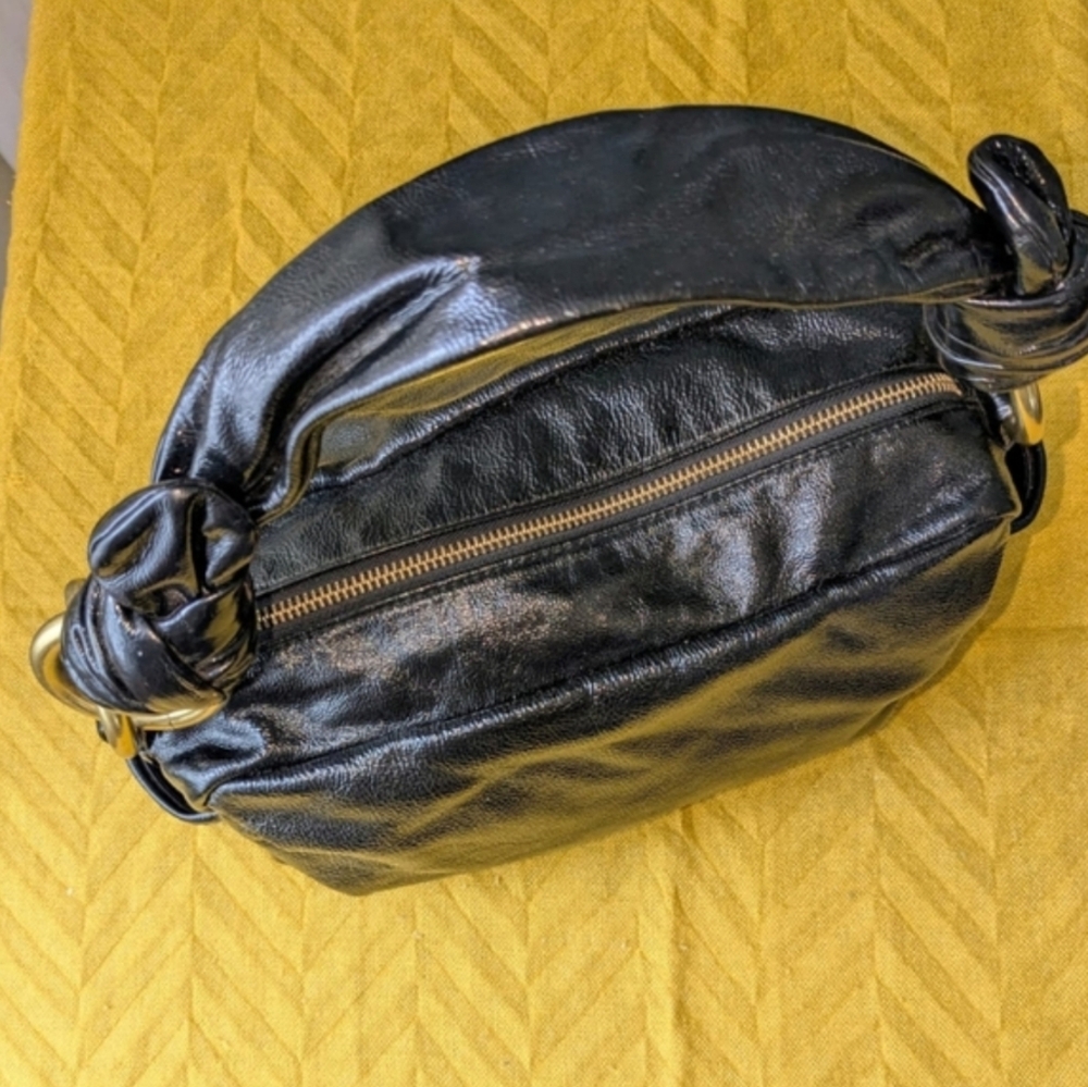 🍍Coach Shimmering Black Shoulder Bag Leather Knotted Handle Side Pockets - Picture 5 of 9
